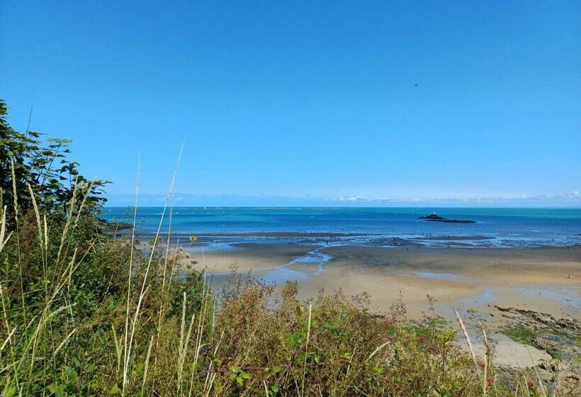 مبيت وإفطار Chambre D Hôte Privative  La Maison Bleue à La Mer