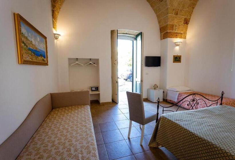 ベッドアンドブレックファースト Villa Giardino Delle Zie  Possibilità Di Servizio Mezza Pensione Cena Al Tavolo Colazione Vicino Osp