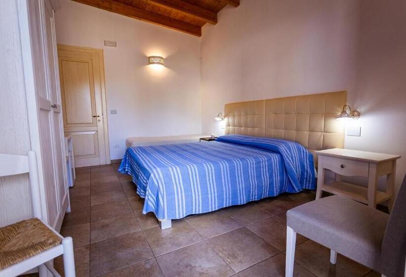 ベッドアンドブレックファースト Villa Giardino Delle Zie  Possibilità Di Servizio Mezza Pensione Cena Al Tavolo Colazione Vicino Osp