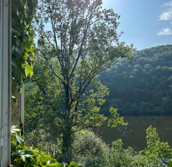 민박 Le Chambon, Chambres D Hôtes