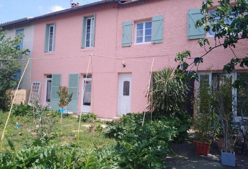 ベッドアンドブレックファースト Les Toiles Du Figuier