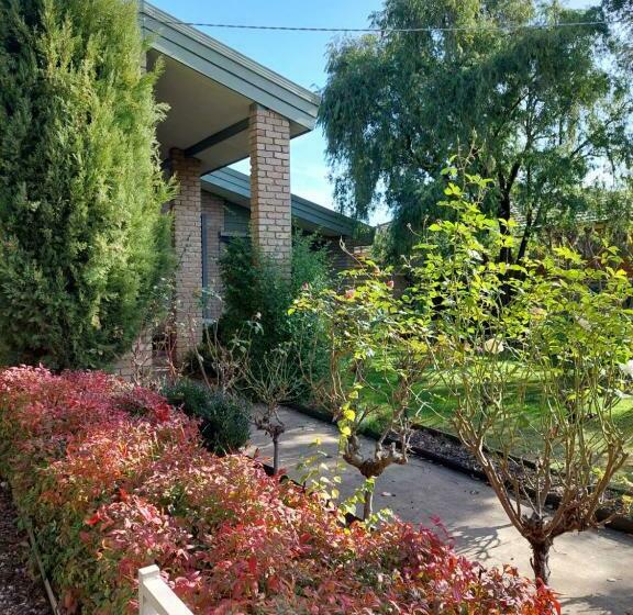 住宿加早餐  Nixon House