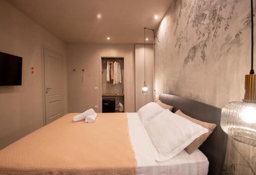 住宿加早餐  San Benedetto Rooms