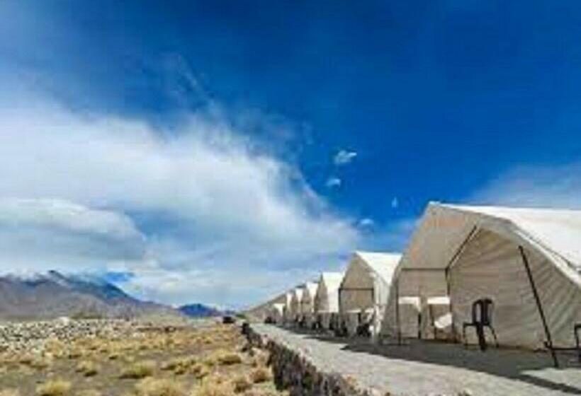 בית מלון כפרי Blue Waves Camps Lake View Pangong