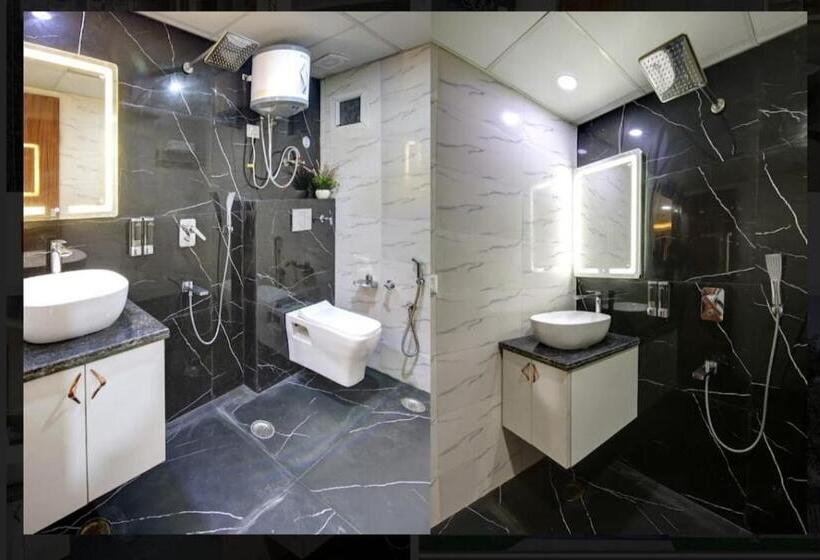 فندق Noida Dreams 144