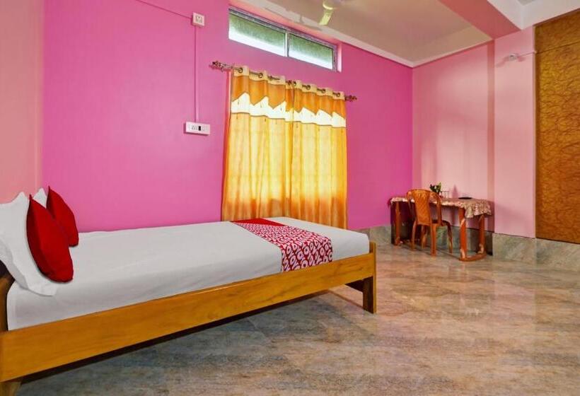 هتل Oyo Flagship 81402 The Brahmaputra Homestay