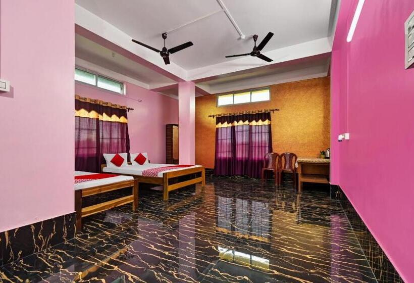 هتل Oyo Flagship 81402 The Brahmaputra Homestay