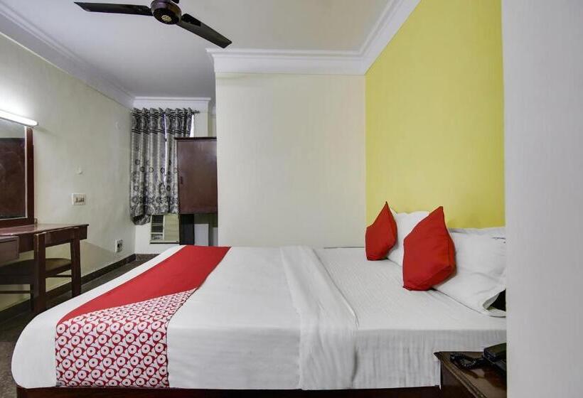 ホテル Oyo Flagship 81419 Ss Palace