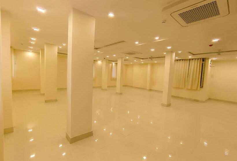 هتل Veer Palace Near Udaipole Udaipur