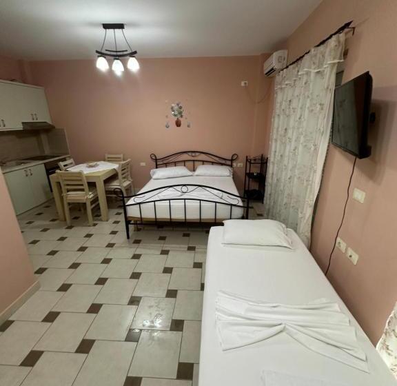 ペンション A&a House