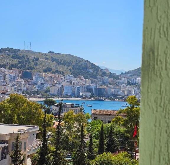 پانسیون A&a House