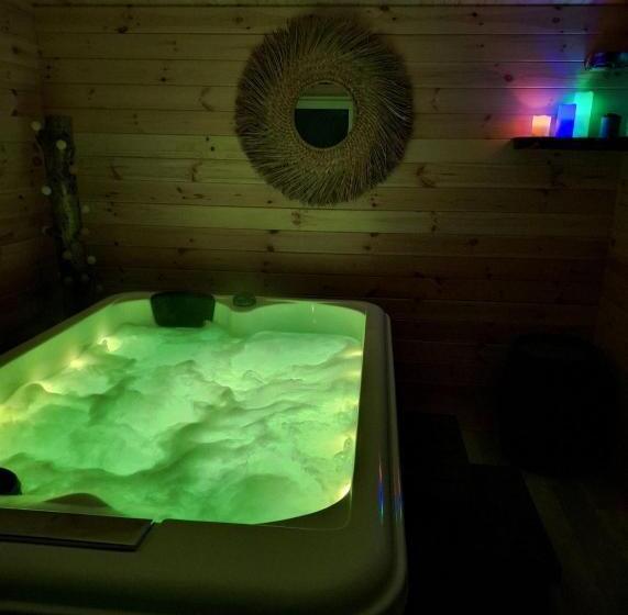 膳宿费 Lalexandrie