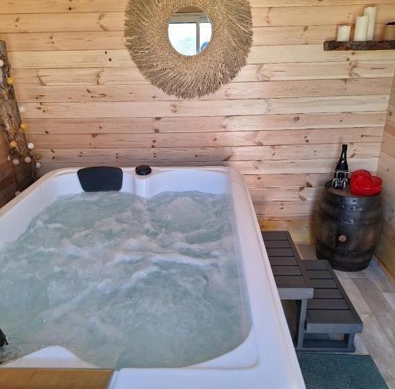 膳宿费 Lalexandrie