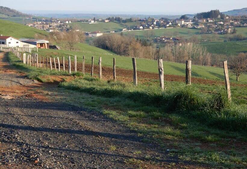 بنسيون Les Jardins De Caribole