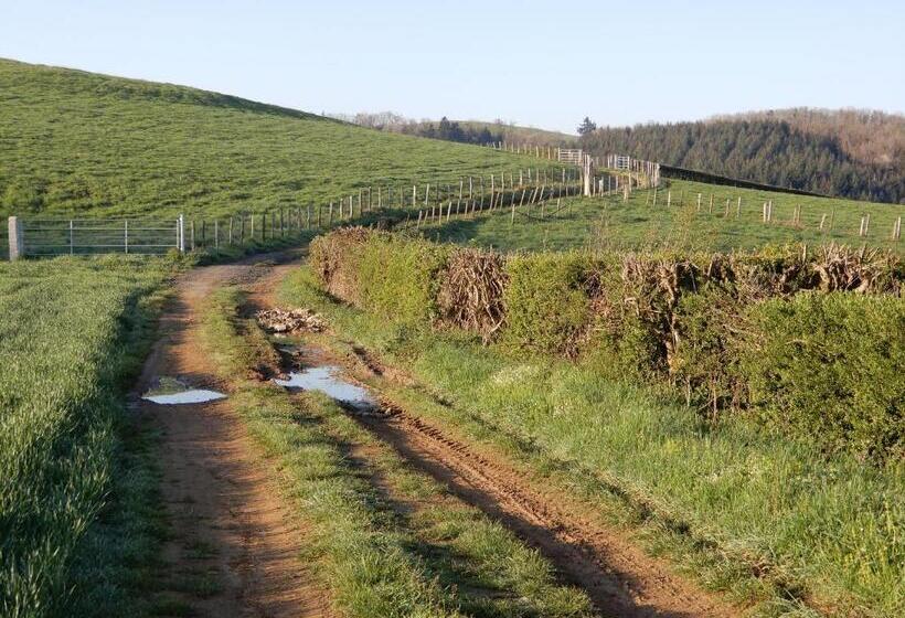 بنسيون Les Jardins De Caribole