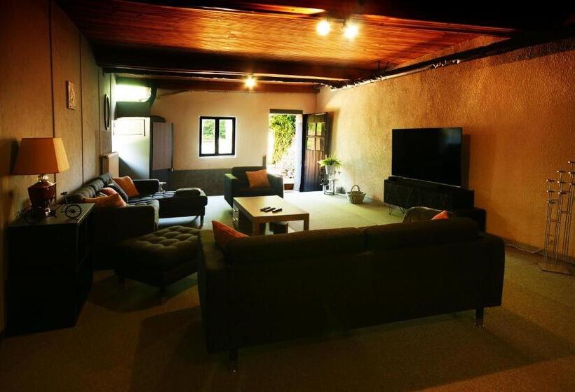 펜션 Spacieuse Suite Maison De Ville   4 Personnes