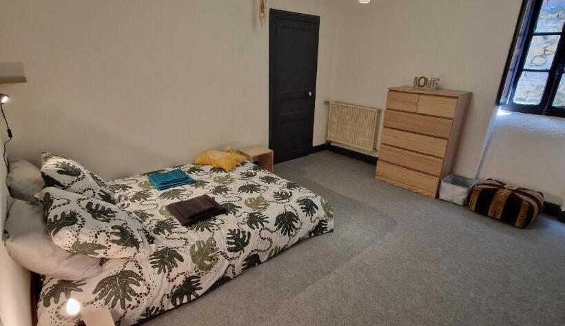 펜션 Spacieuse Suite Maison De Ville   4 Personnes