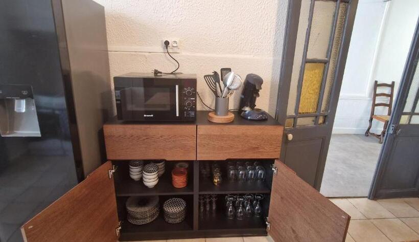 펜션 Spacieuse Suite Maison De Ville   4 Personnes