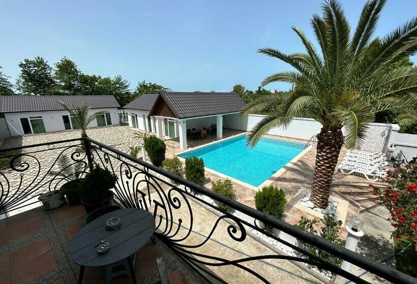 Pensionat White Villas In Batumi
