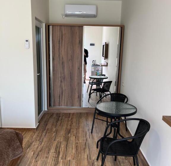 Pensionat White Villas In Batumi