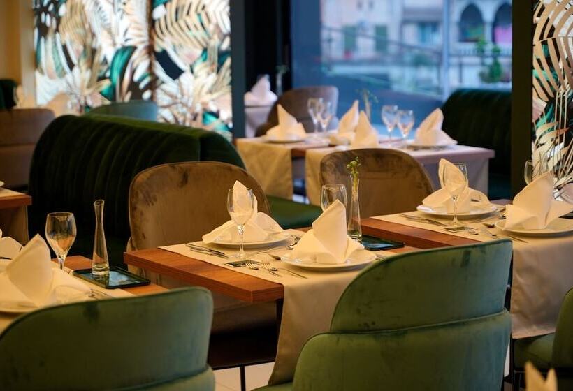 Ad Hotel Pont D Hydra