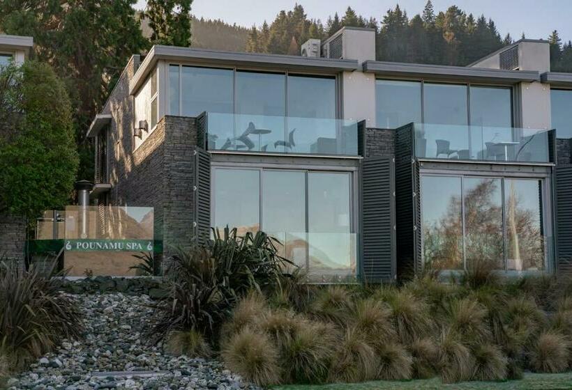 הוסטל Alpine Retreat Studio