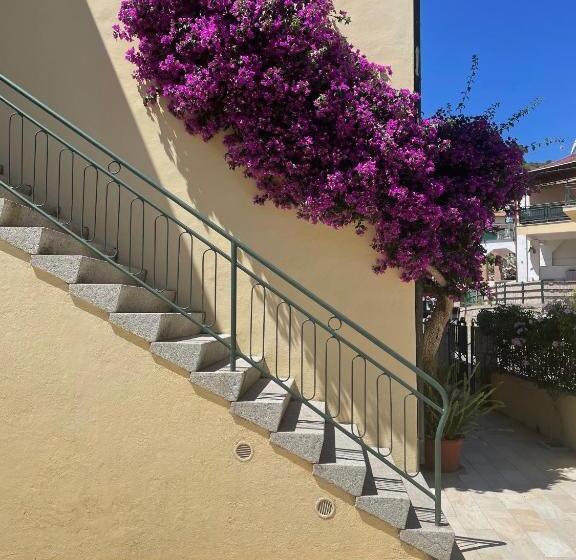 B&b L Albero Di Melograno