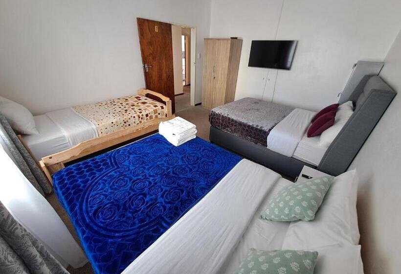 مبيت وإفطار Haresca Luxury Accommodation Parow