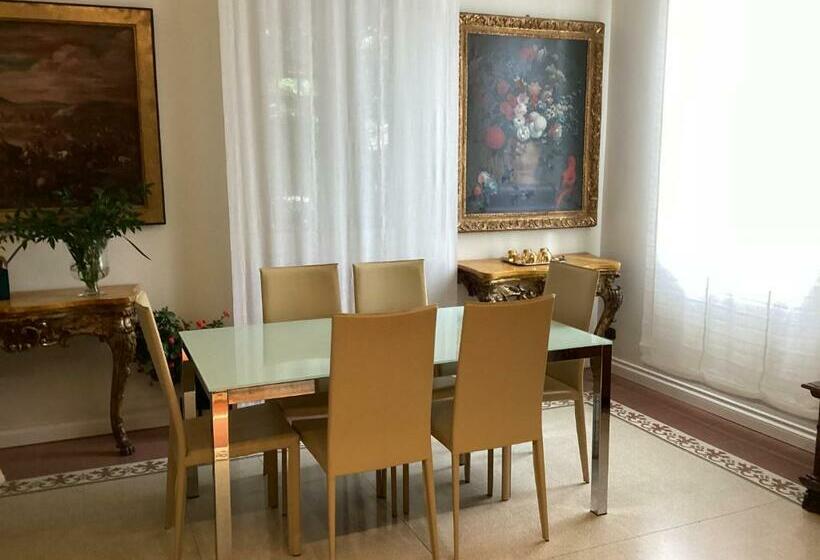 تختخواب و صبحانه Il Villino Della Duchessa