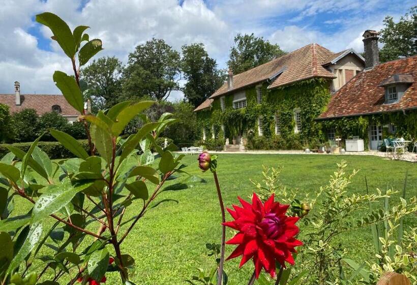 Bed and Breakfast L’orangerie De Malpas