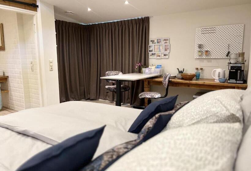 تختخواب و صبحانه T Kluphoes