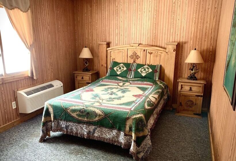 Benzonia Rustic Resort