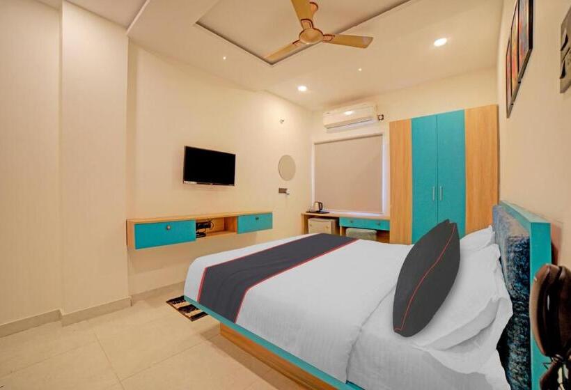 Super Collection O Hotel Lakeview Castle