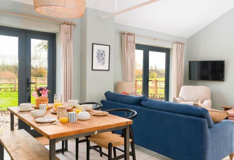 فندق Appletree   A Newly Converted Luxury Barn In Warwickshire On Our Farm