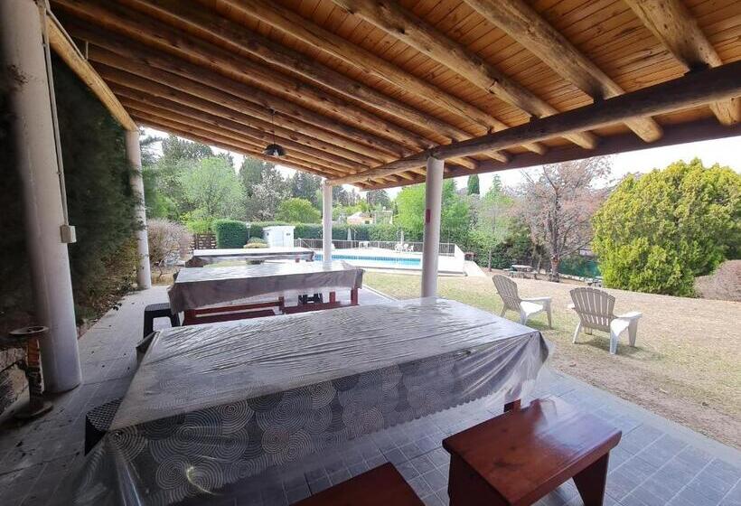 בית מלון כפרי Cabanas Las Pencas, Hosteria