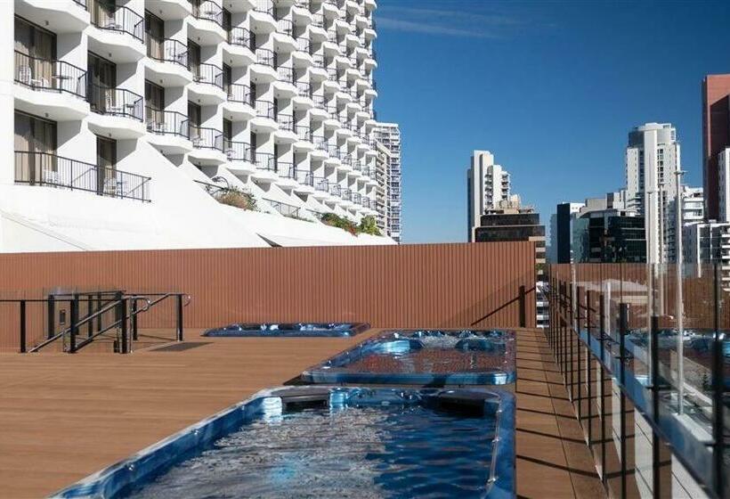 Отель Designer Suites   Versace On View