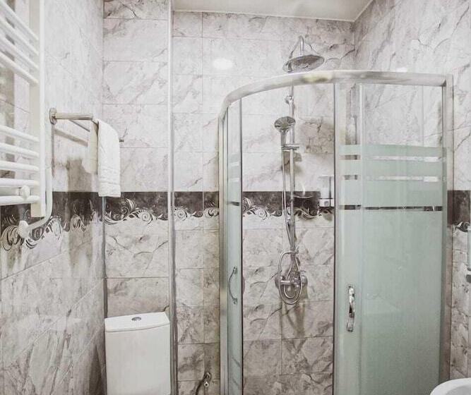 Hotell Gt Batumi
