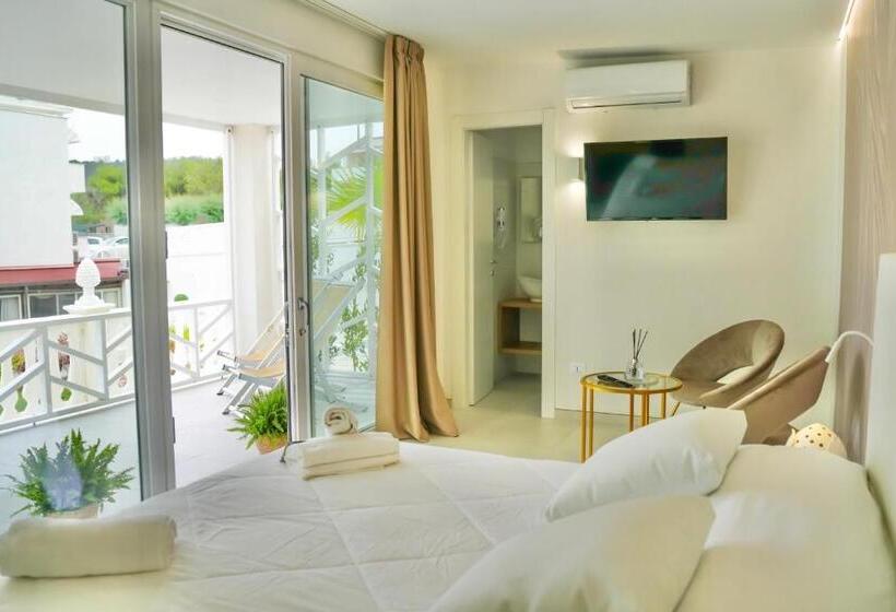 هتل Sirena Suite Deluxe