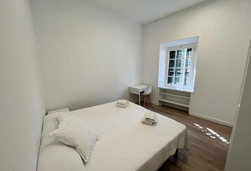 Oasis Hostel Apartment For Young Naturists Age 18 30