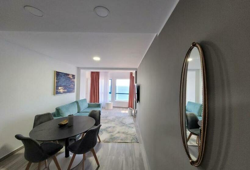 Olimp Sea View Apartments Etajul 13