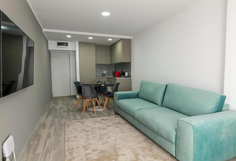 Olimp Sea View Apartments Etajul 13