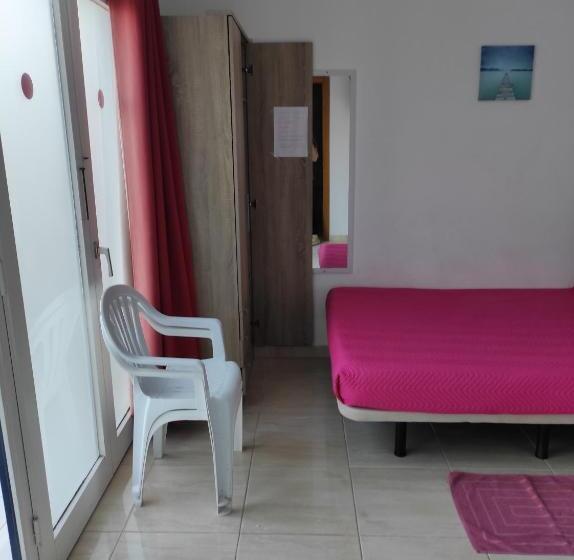 ペンション Alojamientos Playa Centro Corralejo 13