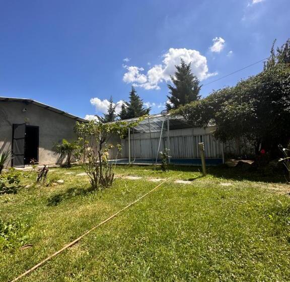 پانسیون Green Hill House