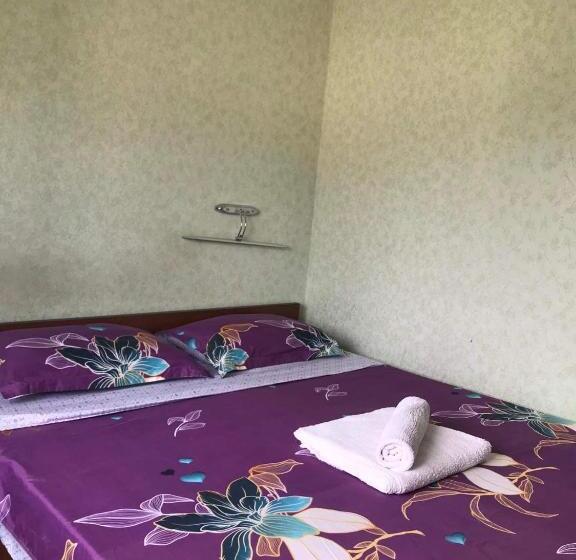 پانسیون Green Hill House