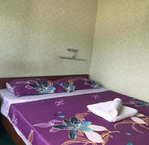 پانسیون Green Hill House