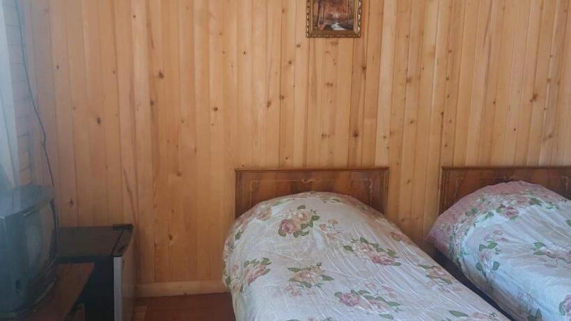 پانسیون Home Near Park