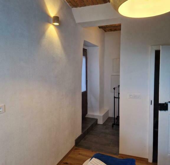 پانسیون Sobe Lotrist