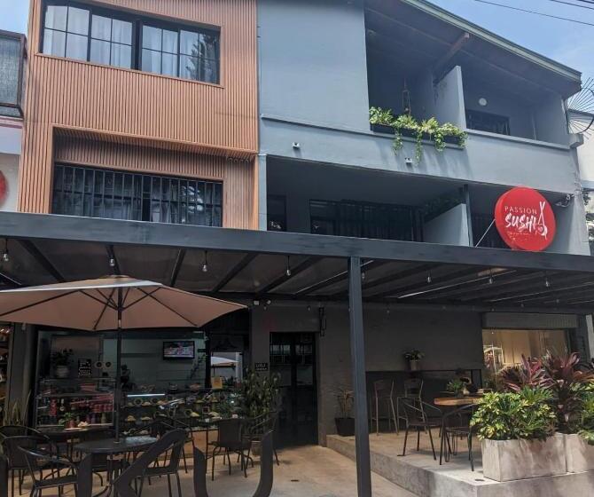 بنسيون Uku Inn