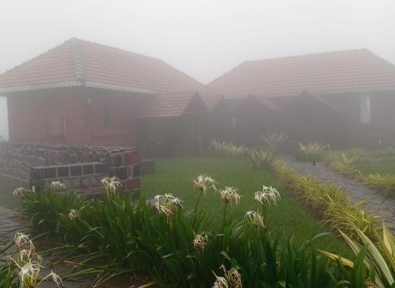 Umbartha Resort Naneghat
