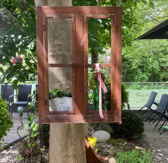 ユースホステル Gasthof Zur Post